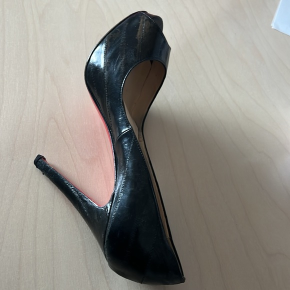 Christian Louboutin Very Prive Eel Leather Pump120 - Picture 5 of 6
